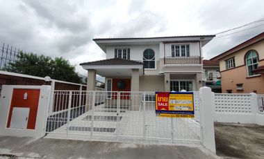 For sale 3 bedrooms house in Bang Khen, Bangkok