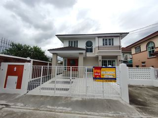 For sale 3 bedrooms house in Bang Khen, Bangkok