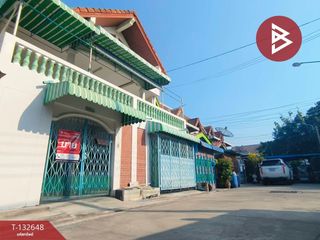 For sale 4 bedrooms townhouse in Phra Pradaeng, Samut Prakan