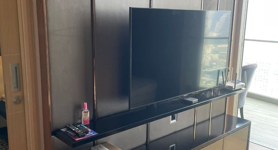 Condo en alquiler de 1 habitaciones en Khlong San, Bangkok