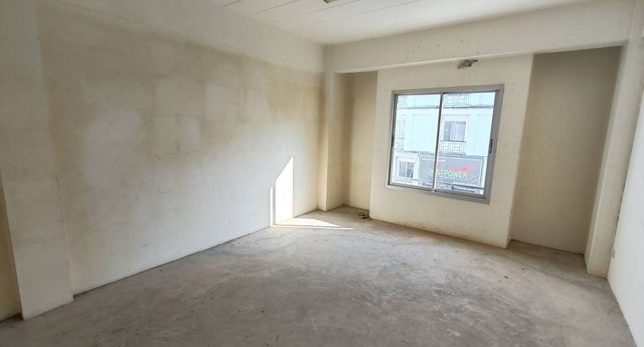 Local comercial en venta de 5 habitaciones en Krathum Baen, Samut Sakhon