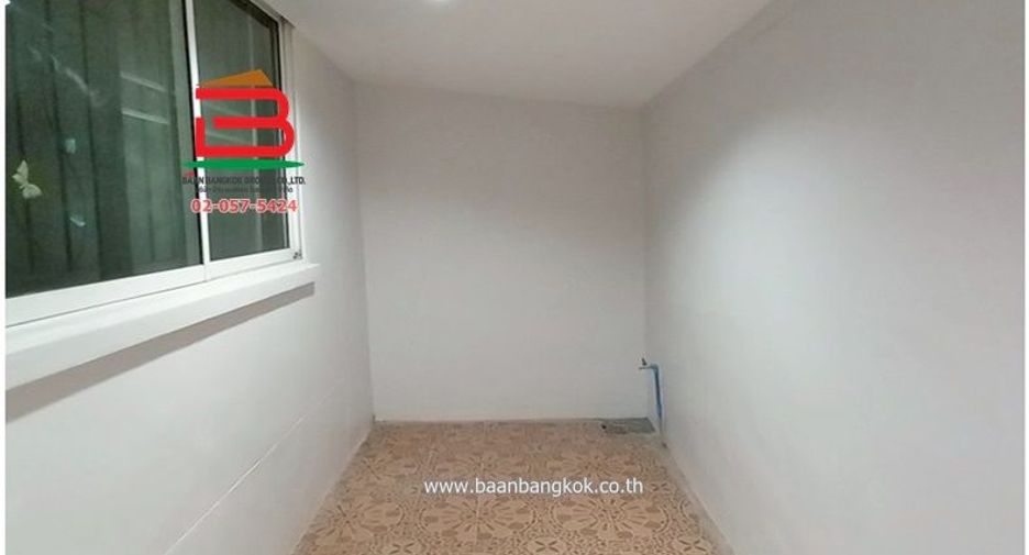 For sale 2 bedrooms house in Nong Chok, Bangkok