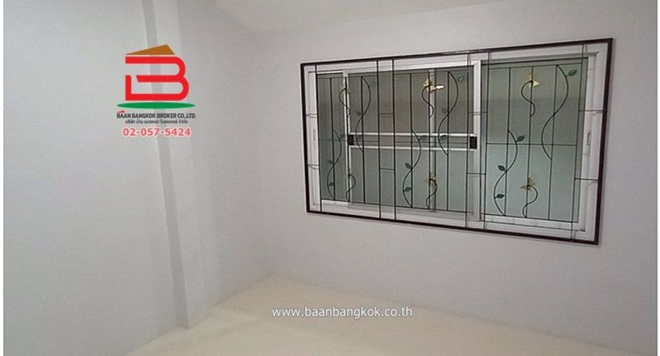 For sale 2 bedrooms house in Nong Chok, Bangkok