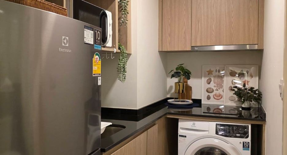 For rent and for sale 1 bed condo in Phra Khanong, Bangkok