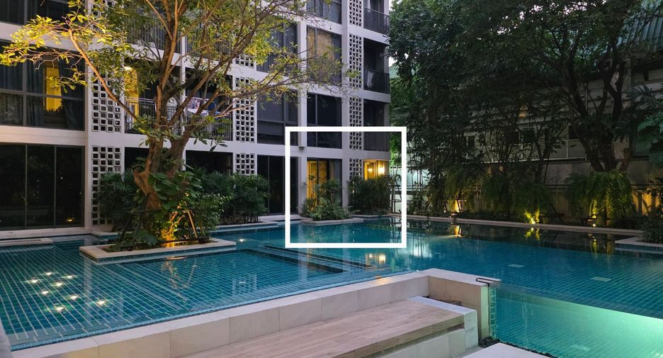 For rent and for sale 1 bed condo in Phra Khanong, Bangkok
