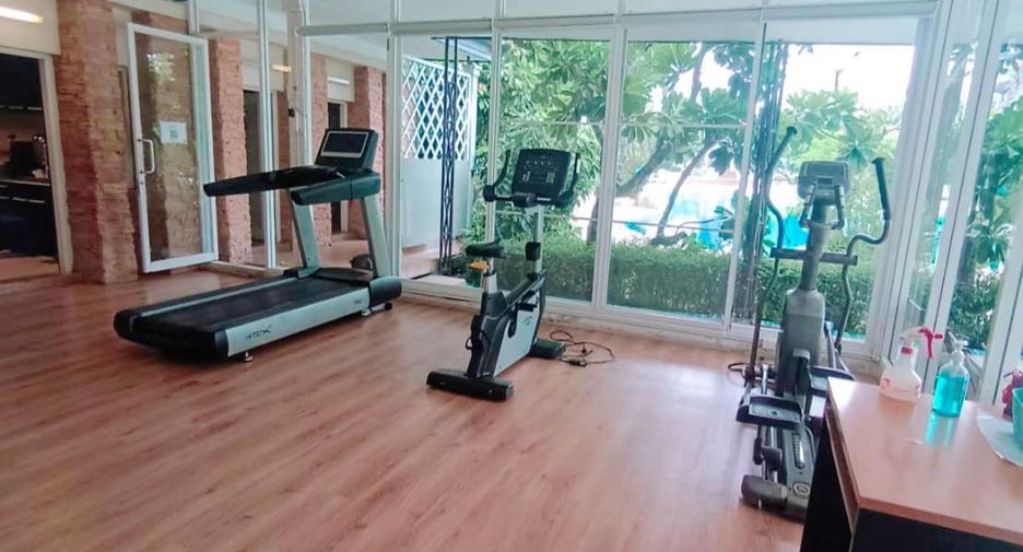For sale 4 bedrooms house in Prawet, Bangkok