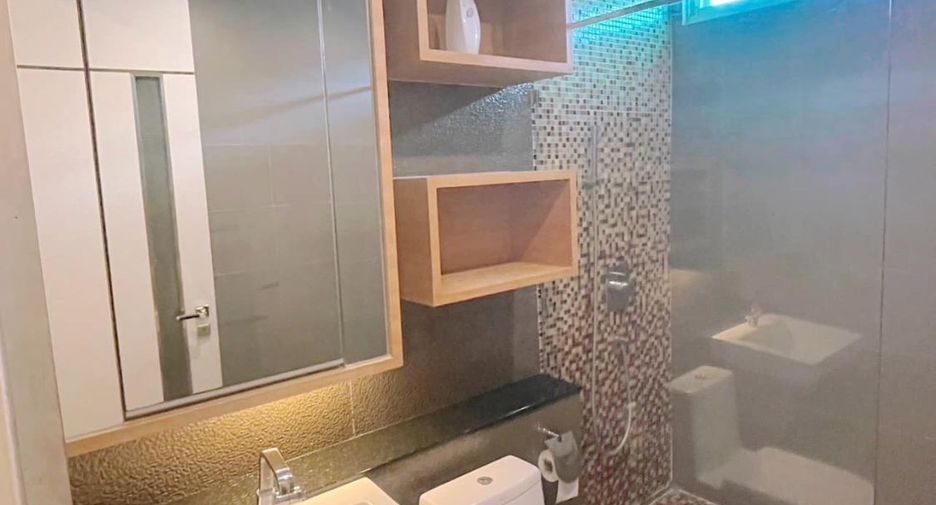 For sale 4 bedrooms house in Prawet, Bangkok