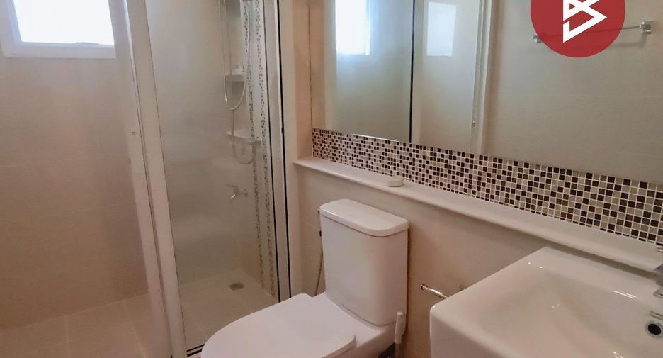 For sale 3 bedrooms house in Mueang Pathum Thani, Pathum Thani