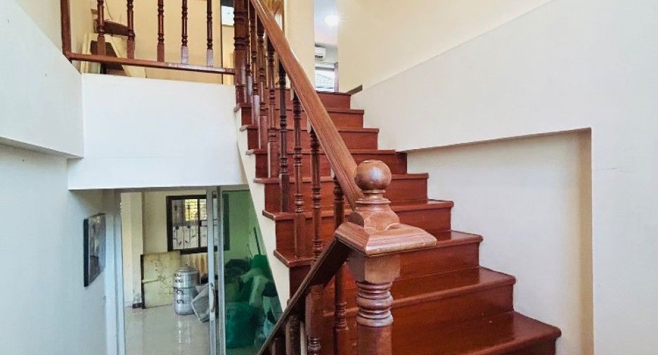 出售 3 卧室 独立屋 在 Phra Samut Chedi, Samut Prakan