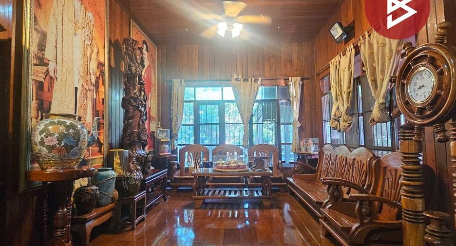 For sale 5 bedrooms house in Mueang Samut Sakhon, Samut Sakhon