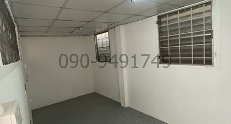 For rent 2 bedrooms townhouse in Bueng Kum, Bangkok