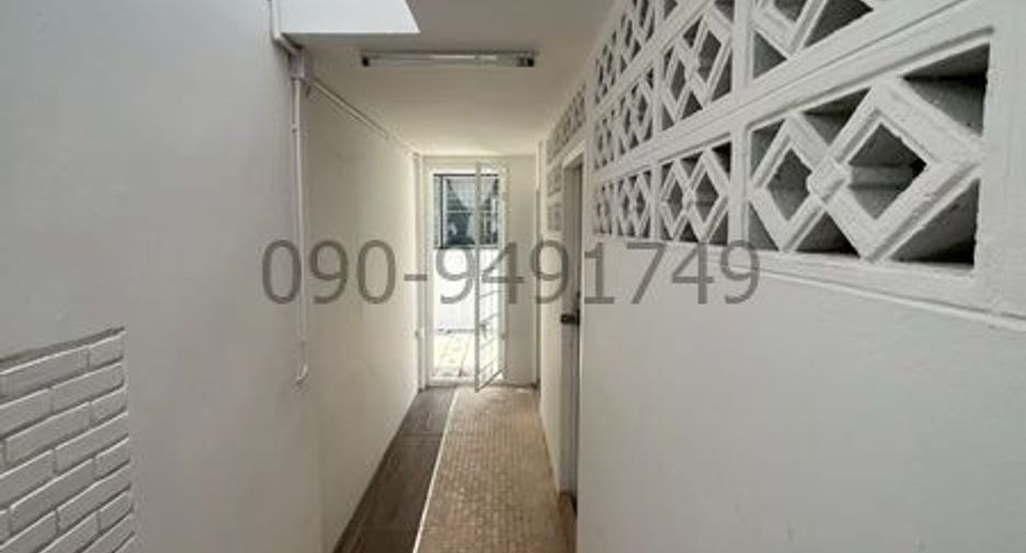 For rent 2 bedrooms townhouse in Bueng Kum, Bangkok