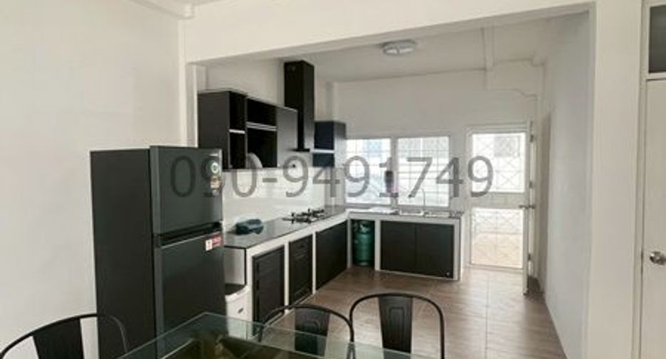 For rent 2 bedrooms townhouse in Bueng Kum, Bangkok