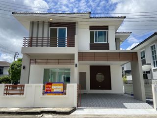 For sale 3 bedrooms house in Lat Krabang, Bangkok