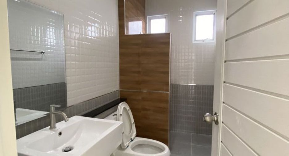 Casa en venta de 3 habitaciones en Lat Krabang, Bangkok