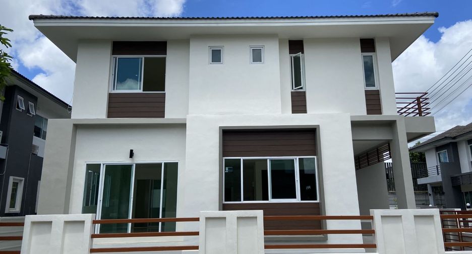 Casa en venta de 3 habitaciones en Lat Krabang, Bangkok