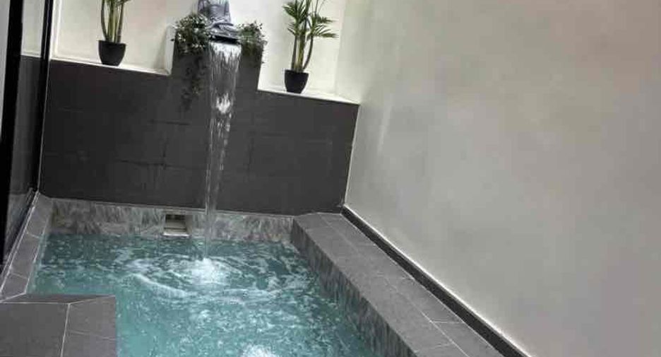 For rent 3 bedrooms villa in Bang Lamung, Chonburi
