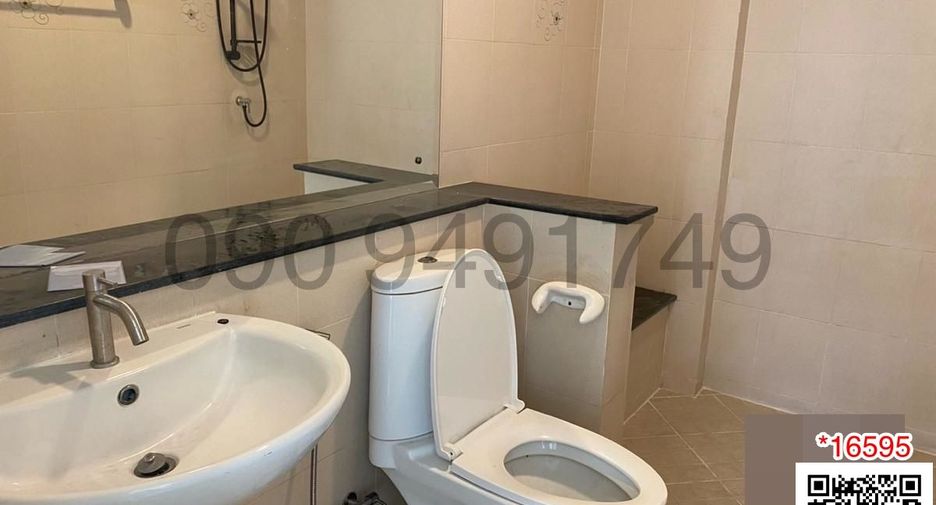 For rent 4 bedrooms house in Lat Krabang, Bangkok