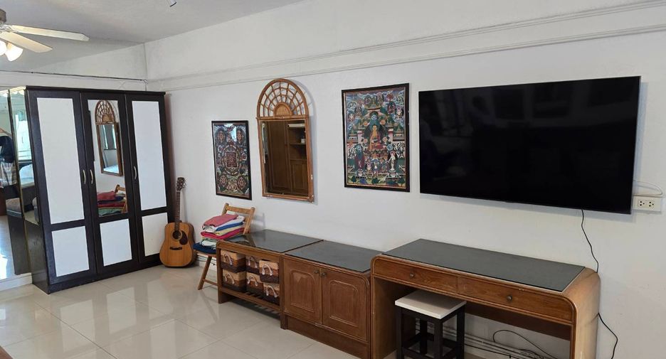 For sale studio condo in Bang Lamung, Chonburi