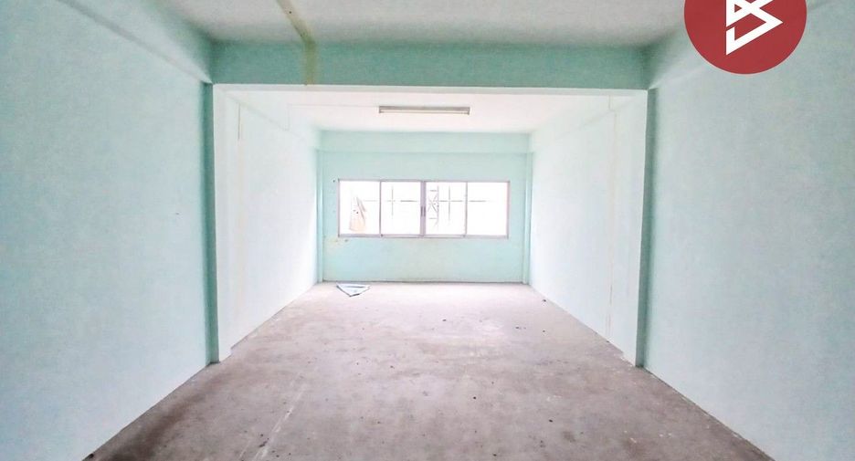 For sale 5 bedrooms retail Space in Mueang Samut Prakan, Samut Prakan