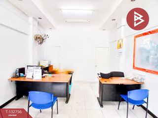 出售 5 卧室 商业空间 在 Mueang Samut Prakan, Samut Prakan