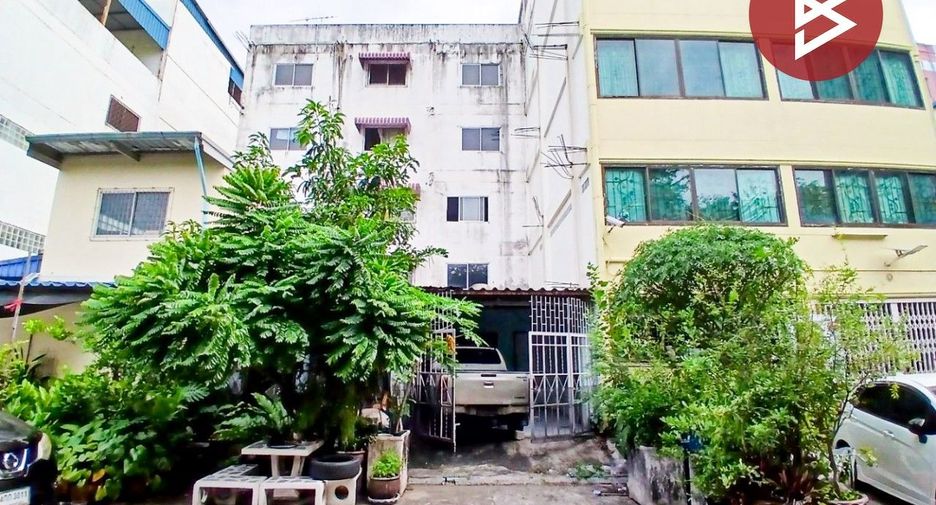 For sale 5 bedrooms retail Space in Mueang Samut Prakan, Samut Prakan