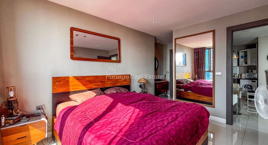 For sale 2 ベッドルーム condo in Bang Lamung, Chonburi