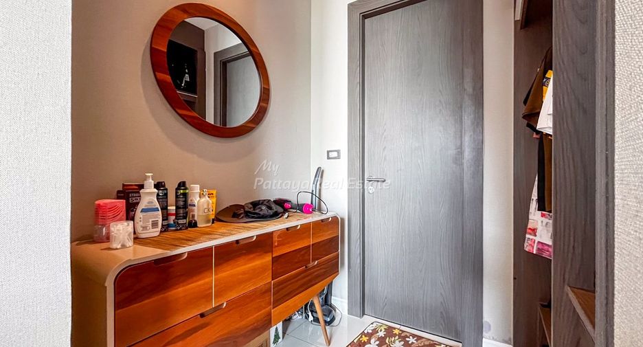 For sale 2 ベッドルーム condo in Bang Lamung, Chonburi