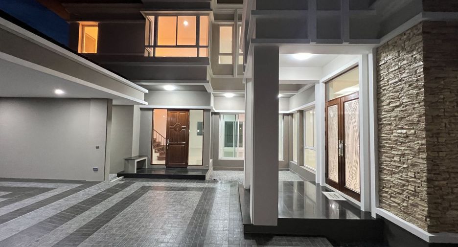 ขาย 4 ห้องนอน บ้านเดี่ยว ใน ตลิ่งชัน, กรุงเทพฯ