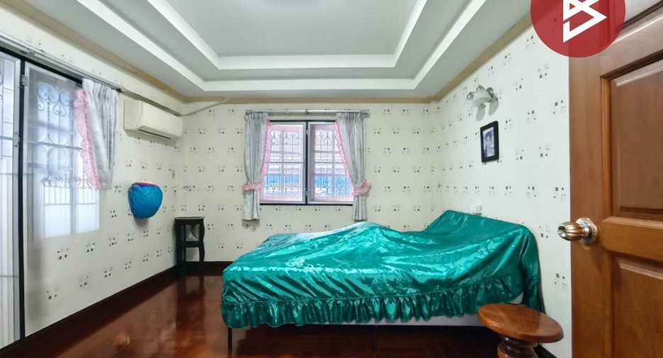 For sale 4 bedrooms house in Mueang Chanthaburi, Chanthaburi
