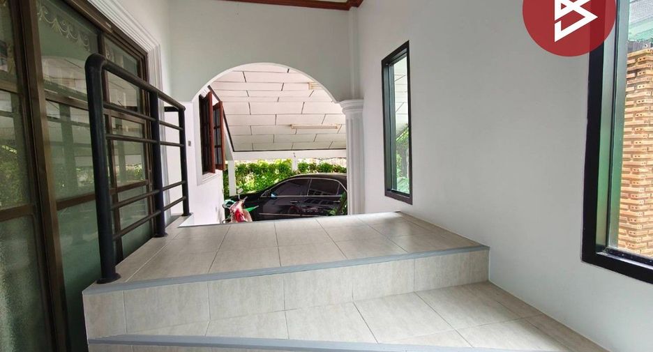 For sale 4 bedrooms house in Mueang Chanthaburi, Chanthaburi