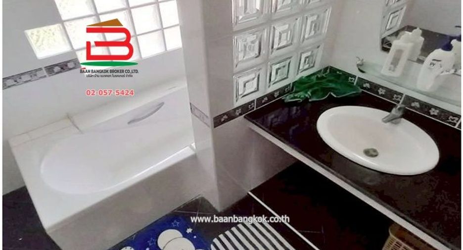 For rent そして for sale 3 ベッドルーム house in Mueang Chon Buri, Chonburi