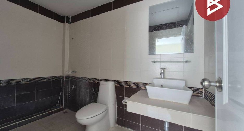 Local comercial en venta de 3 habitaciones en Mueang Suphanburi, Suphan Buri