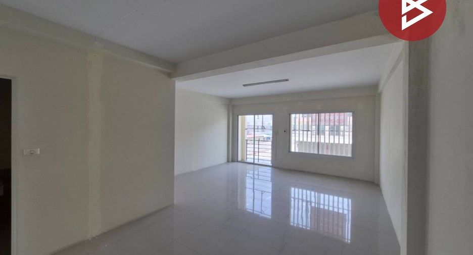 Local comercial en venta de 3 habitaciones en Mueang Suphanburi, Suphan Buri