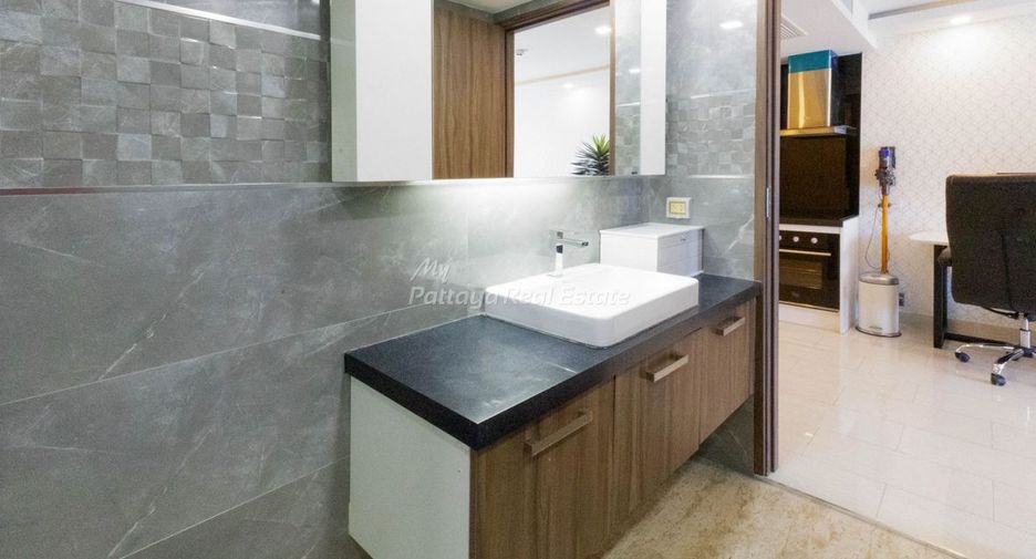 For sale 2 bedrooms condo in Bang Lamung, Chonburi