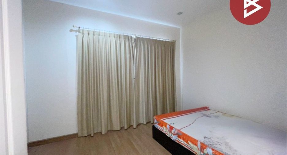 For sale 4 bedrooms townhouse in Prawet, Bangkok