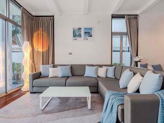 Villa en alquiler de 4 habitaciones en Jomtien, Pattaya