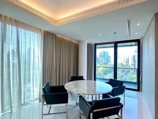 For rent 2 bedrooms condo in Pathum Wan, Bangkok