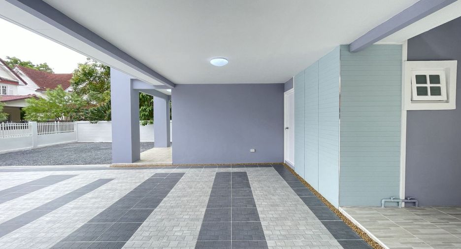 For sale 3 bedrooms house in Sai Mai, Bangkok