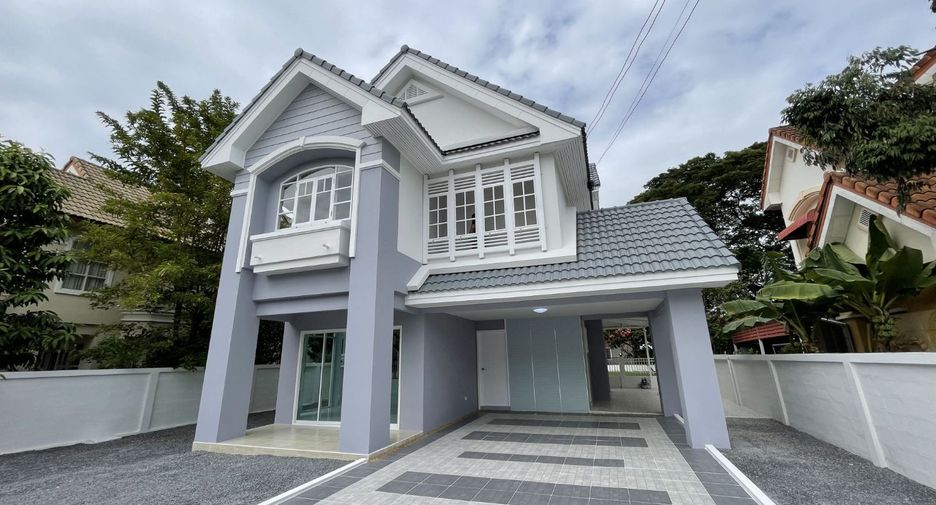 For sale 3 bedrooms house in Sai Mai, Bangkok