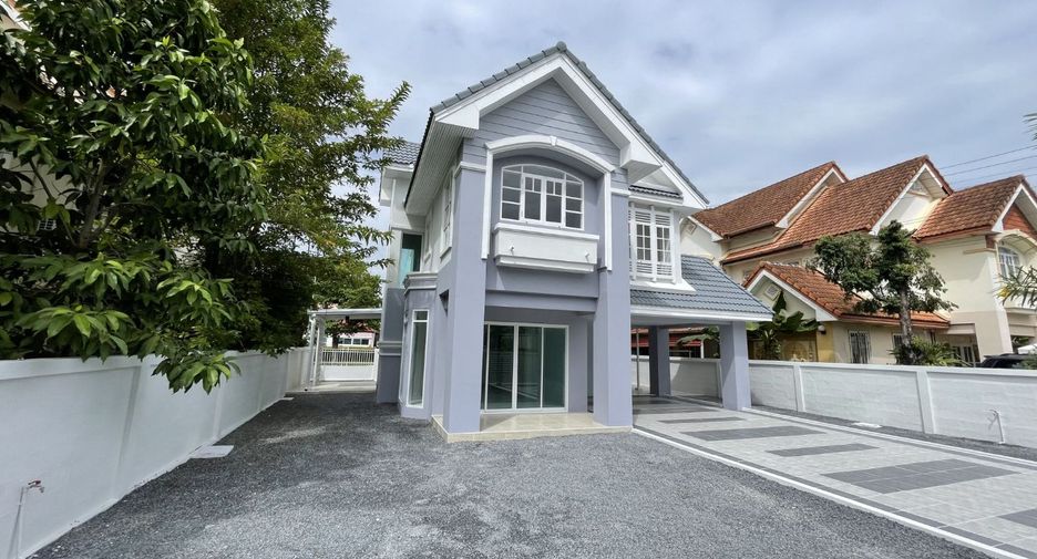 For sale 3 bedrooms house in Sai Mai, Bangkok