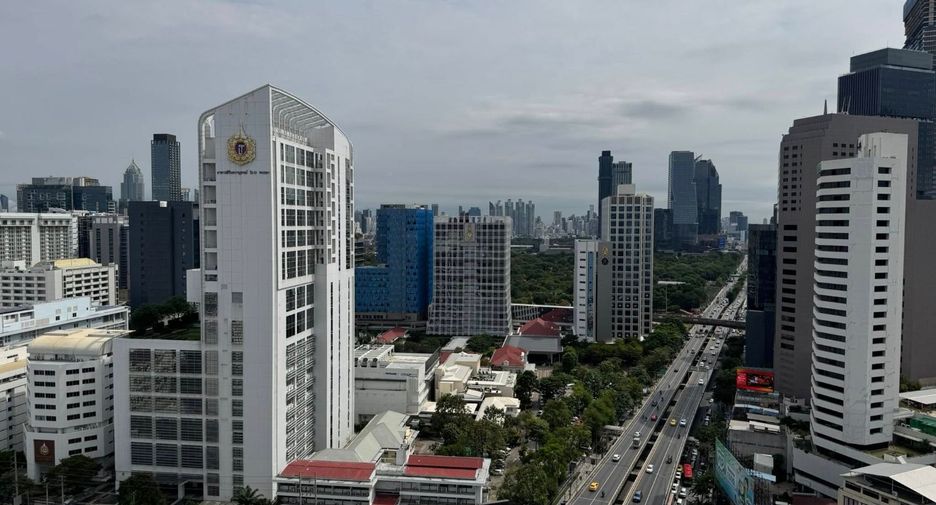 For sale 2 bedrooms condo in Bang Rak, Bangkok