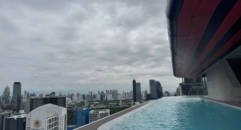 For sale 2 bedrooms condo in Bang Rak, Bangkok