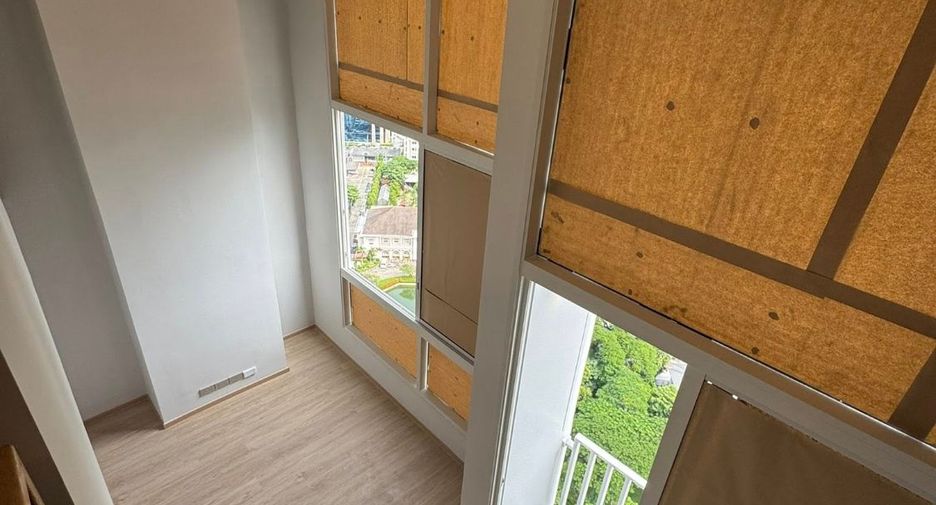 For sale 2 bedrooms condo in Bang Rak, Bangkok