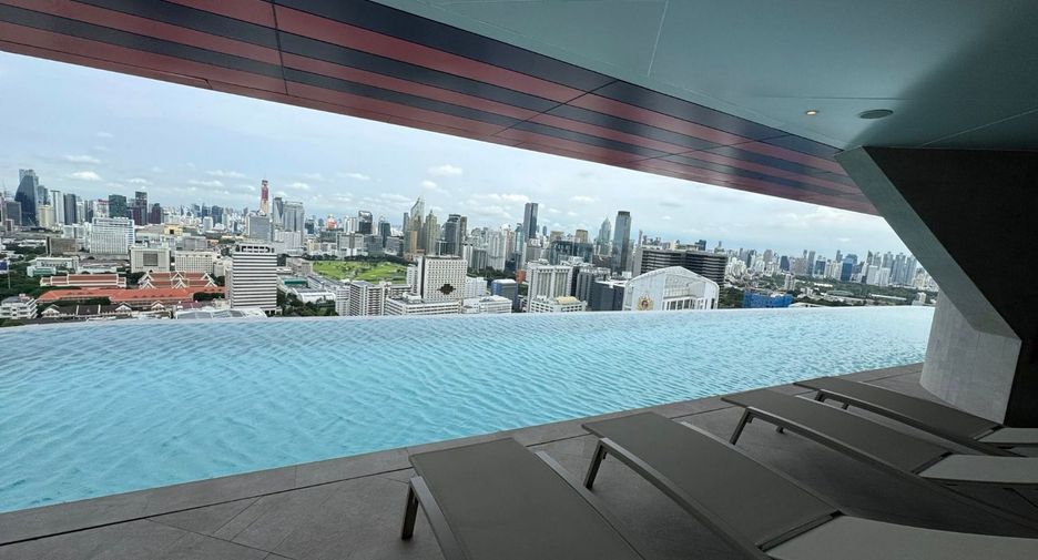 For sale 2 bedrooms condo in Bang Rak, Bangkok