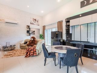 Casa en venta de 4 habitaciones en Bang Saray, Pattaya