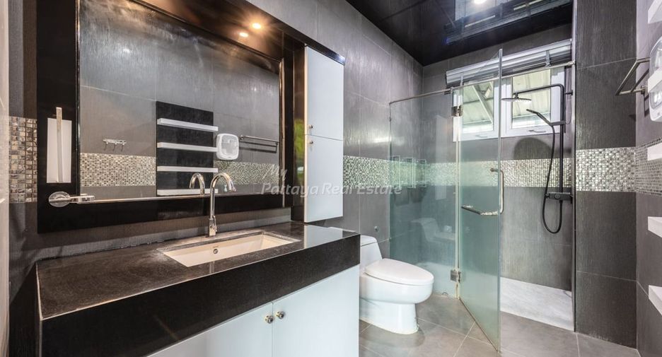 Casa en venta de 4 habitaciones en Sattahip, Chonburi