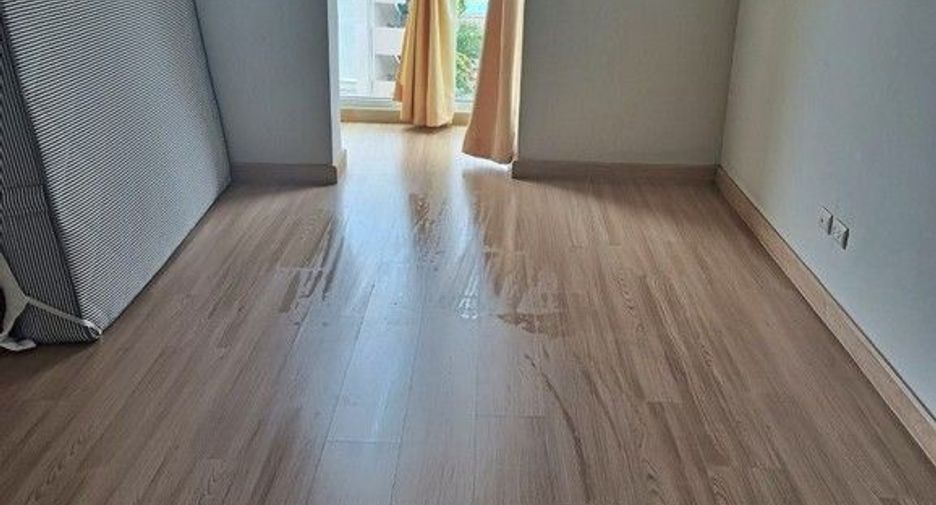 À vendre 1 chambre condo à Huai Khwang, Bangkok