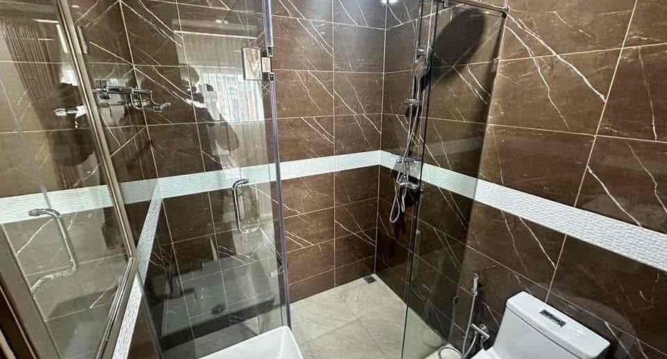 For rent 4 bedrooms villa in Bang Lamung, Chonburi