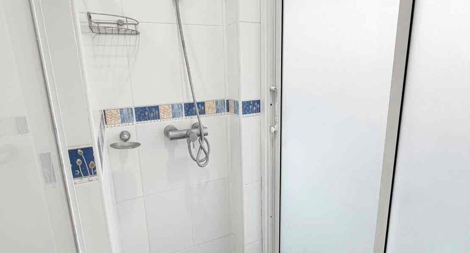 Villa en alquiler de 3 habitaciones en Bang Lamung, Chonburi
